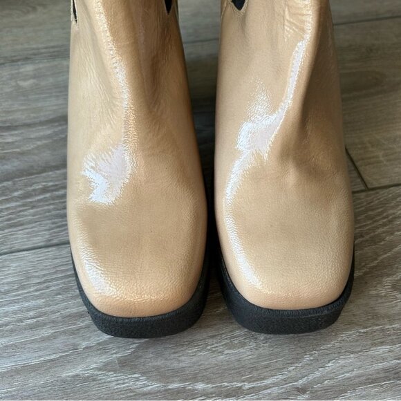 INTENTIONALLY BLANK  Bossy Leather Chunky Platform Chelsea Boots - Picture 5 of 16